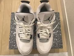 ⭐︎NIKE⭐︎ジョーダン4⭐︎ミリタリーブラック⭐︎のサムネイル