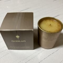 GUERLAIN アロマキャンドル PLUIE DE PETALESのサムネイル