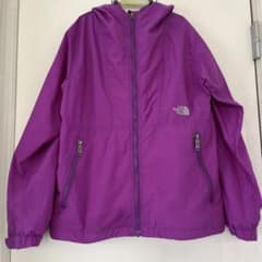 ⭐︎ノースフェイス　パーカーのサムネイル