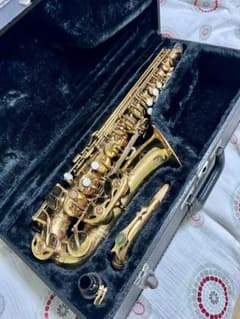 Y 中古 メイビス アルトサックス 管楽器 ケース マウスピース 付属品 音出し確認済み】SAVAREY アルトサックス ケース付 マウスピース付