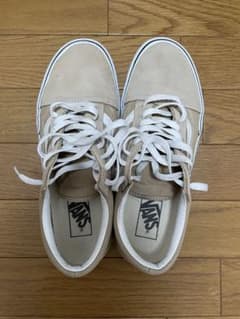 VANSのスニーカーのサムネイル