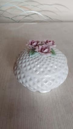小物入れ 陶器 薔薇モチーフ インテリア