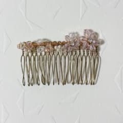 桜モチーフ ビーズ ヘアコーム ピンクゴールドのサムネイル