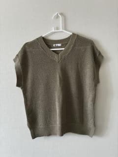 CRAFT オリーブ Vネック ニットベストのサムネイル