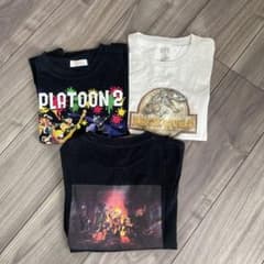 ユニクロＴシャツ　3点のサムネイル