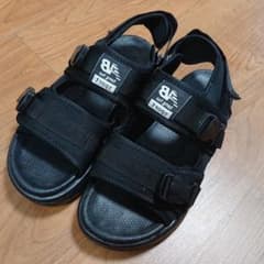 【ワタドリ様専用】ベルクロサンダルのサムネイル