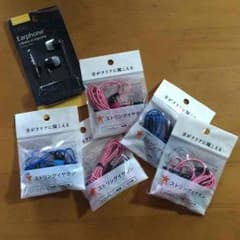 イヤフォンのサムネイル