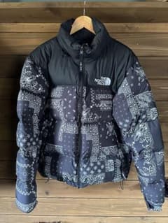 THE NORTH FACE ダウンジャケットのサムネイル
