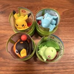 ポケットモンスターチョコエッグ　ピカチュウ　ポカブ　チコリータ　ワニノコのサムネイル