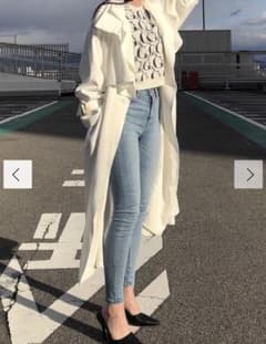 お値下げしました！M/W SHAPELYスキニーデニムパンツのサムネイル