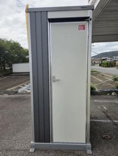【取りに来れる方のみ】手洗場一体型トイレ　ハマネツ製品　汲み取り式　仮設トイレのサムネイル