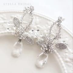 美品　STELLA BRIDAL　スワロ使用ピアスのサムネイル
