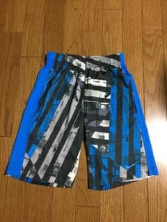 ハーフパンツ130-140のサムネイル