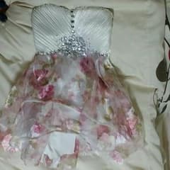 ドレス難ありのサムネイル