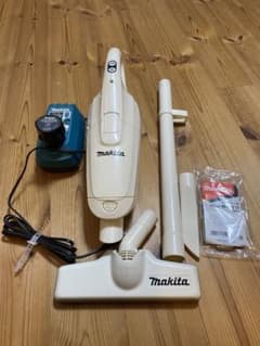 マキタ　コードレスクリーナー　makitaCL102D アイボリー 掃除機のサムネイル