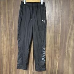 値下げしました　 PUMA WINDCELL ブラックナイロンジャージパンツのサムネイル