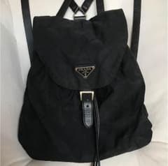 PRADAリュックのサムネイル