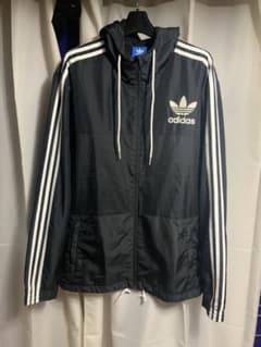 アディダスナイロンパーカーのサムネイル