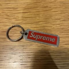 【ゆい】Supreme ボックスロゴ タグ キーホルダー正規店購入品 ゆい様専用】Supreme ボックスロゴ タグ キーホルダー正規店購入品