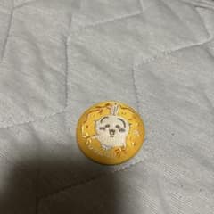 ちいかわ 刺繍缶バッジのサムネイル