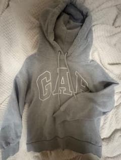 GAP グレー パーカー フーディーのサムネイル