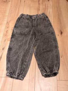 GU キッズ デニムパンツ 110cmのサムネイル