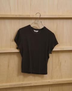 新品】Compact Smooth T-shirts チョコ TODAYFUL - メルカリ