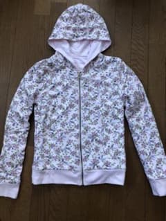 新品未使用⭐️バンビ柄リバーシブルパーカーのサムネイル