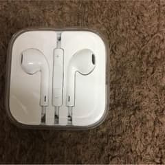 iPhone純正イヤホンのサムネイル