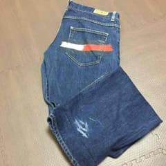 トミー ジーンズのサムネイル