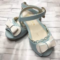 新品未使用(訳あり)、フォーマルサンダル女の子 13cm、リボン&ジュエリー付きのサムネイル