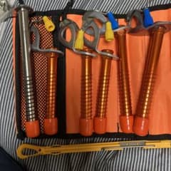 ペツル　アイススクリューのサムネイル