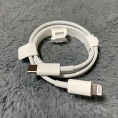 iPhone 純正　充電用コードのサムネイル