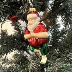 アスティエ　クリスマスオーナメント YOGA SANTA アスティエ クリスマスオーナメント YOGA SANTA - メルカリ