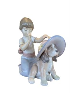 リヤドロ LLADRO フィギュリン おめかししようね 6862 - メルカリ