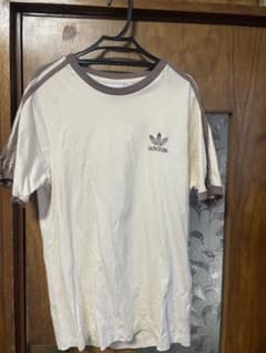 adidas Tシャツのサムネイル