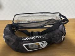 ダイワ ウォッシャブルライフジャケット DF-2207 桜マークあり（中古）のサムネイル