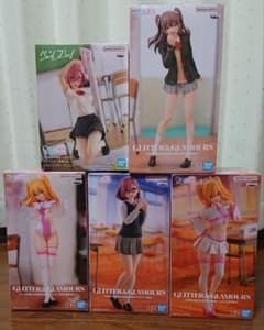 (週末値下げ)2.5次元の誘惑　プライズ商品まとめ売りのサムネイル