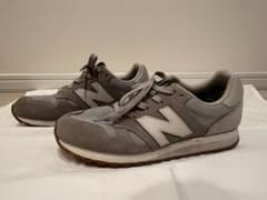New Balance 520 スニーカー グレーのサムネイル