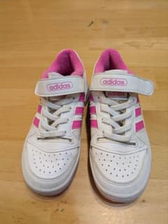 adidas ホワイト ピンク スニーカー17cmのサムネイル