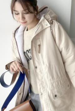 【うさぎ様専用】美品⭐︎ボアライナー付きマウンテンパーカーのサムネイル