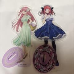 五等分の花嫁 中野二乃 アクリルスタンド 2種セットのサムネイル