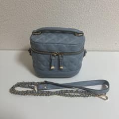 【RANDA】バニティバッグ　ショルダーバッグ　ブルーのサムネイル