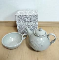 ハンプティダンプティ　ティーセット　陶器ティーポットとカップセットのサムネイル