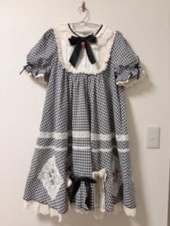 【極美品】Hoshibako Works ストロベリー・リボンブーケ　ワンピース 極美品】Hoshibako Works ストロベリー・リボンブーケ ワンピース