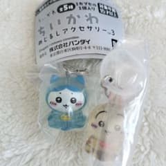 ちいかわめじるしアクセサリー3 ハチワレ うさぎ ガチャのサムネイル