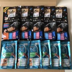 ⭐︎キャットフードセット⭐︎ピュリナワン毛玉ケア6袋&とろ〜りシーバ20本のサムネイル