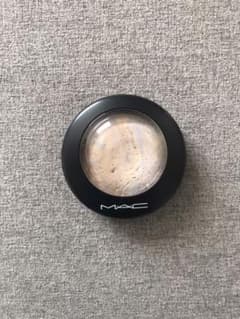 MAC ミネラライズ スキンフィニッシュ ライトスカペード フェイスパウダーのサムネイル
