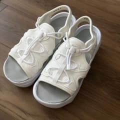 NIKE エアマックスココ　24cmのサムネイル