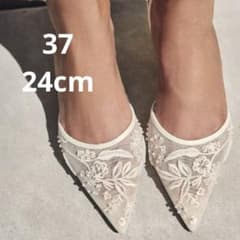 美品　ZARA 刺繍入り　メッシュ　スリングバックパンプス　37 24cmのサムネイル